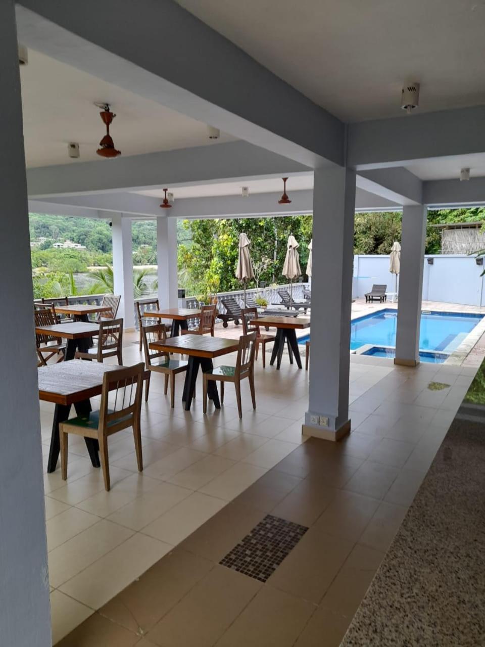 Bayview Villa -Sea Side Villa 昂斯布瓦洛 外观 照片