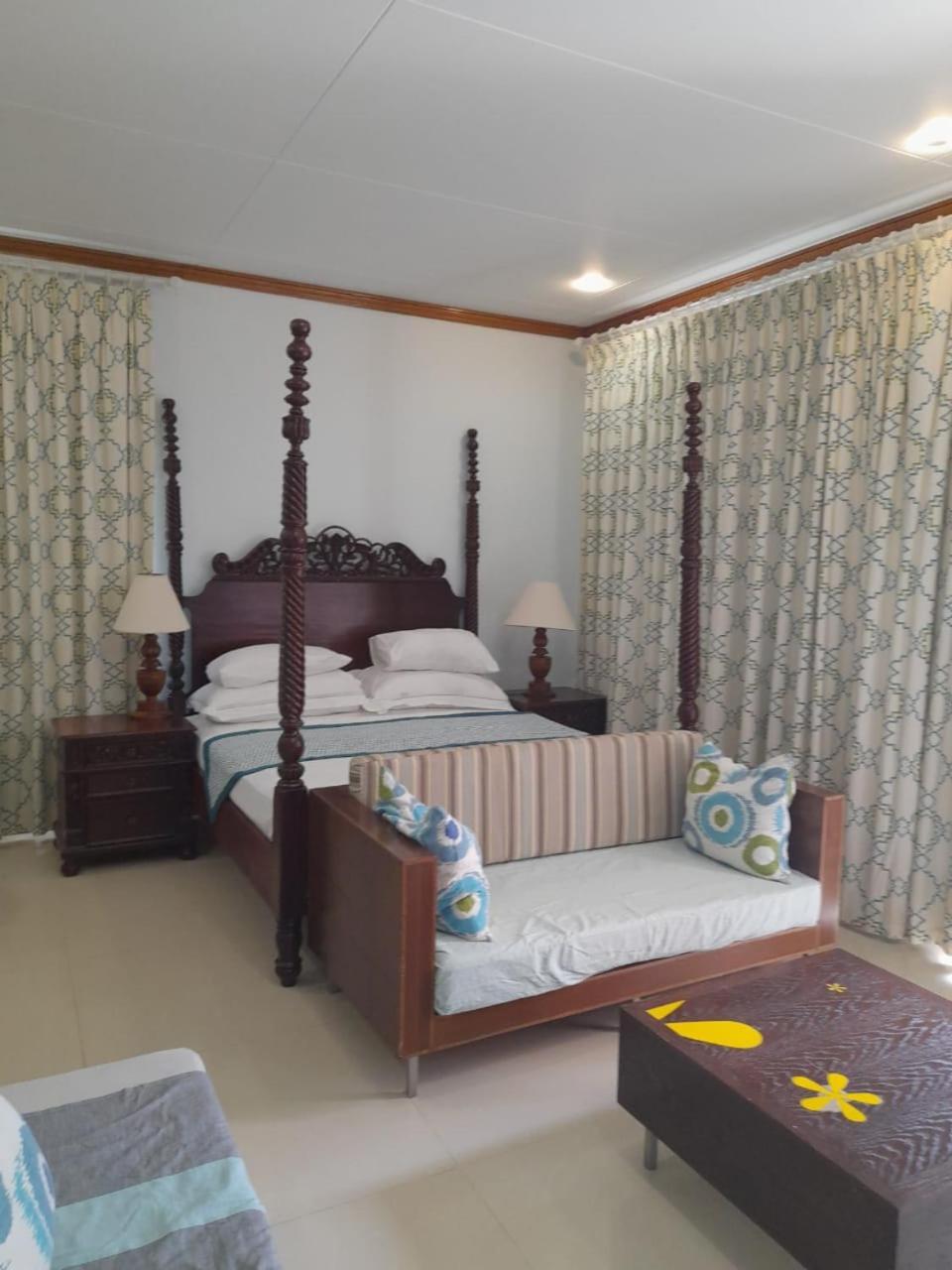 Bayview Villa -Sea Side Villa 昂斯布瓦洛 外观 照片
