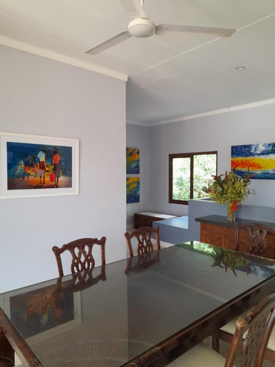 Bayview Villa -Sea Side Villa 昂斯布瓦洛 外观 照片