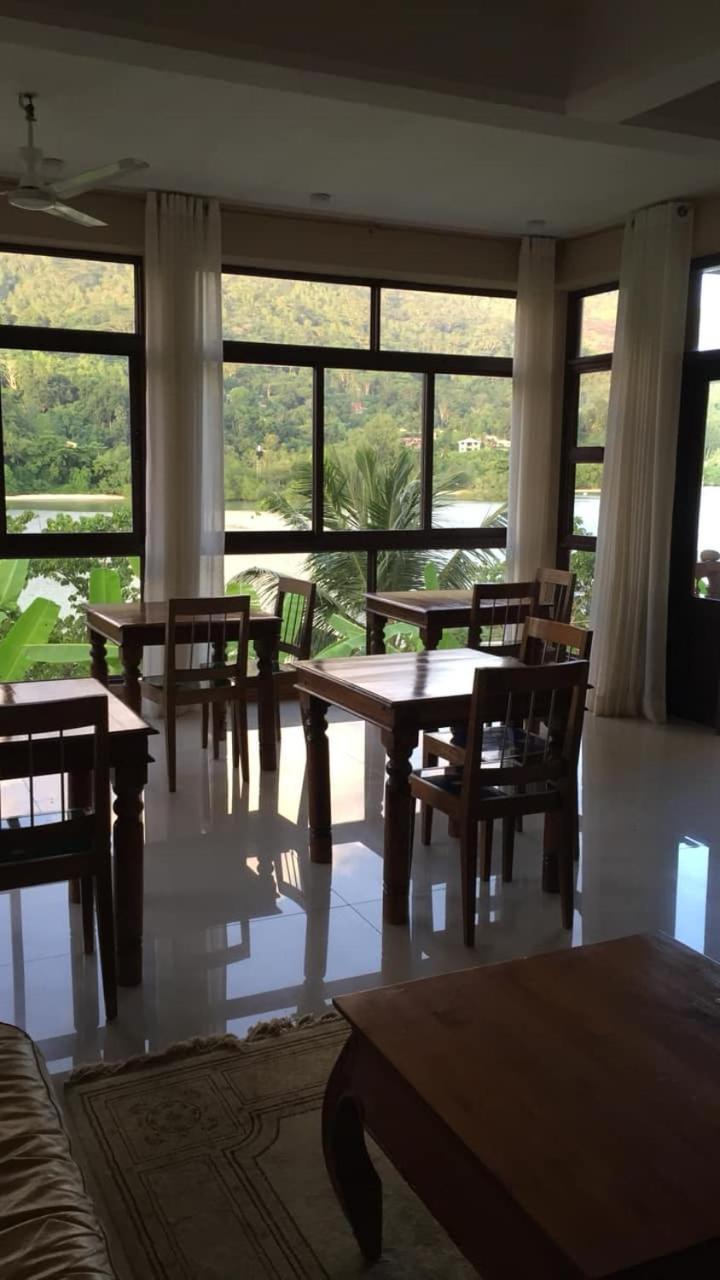 Bayview Villa -Sea Side Villa 昂斯布瓦洛 外观 照片