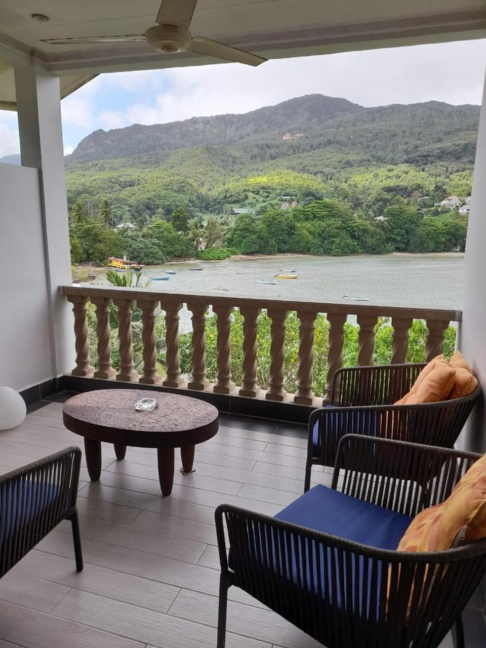 Bayview Villa -Sea Side Villa 昂斯布瓦洛 外观 照片
